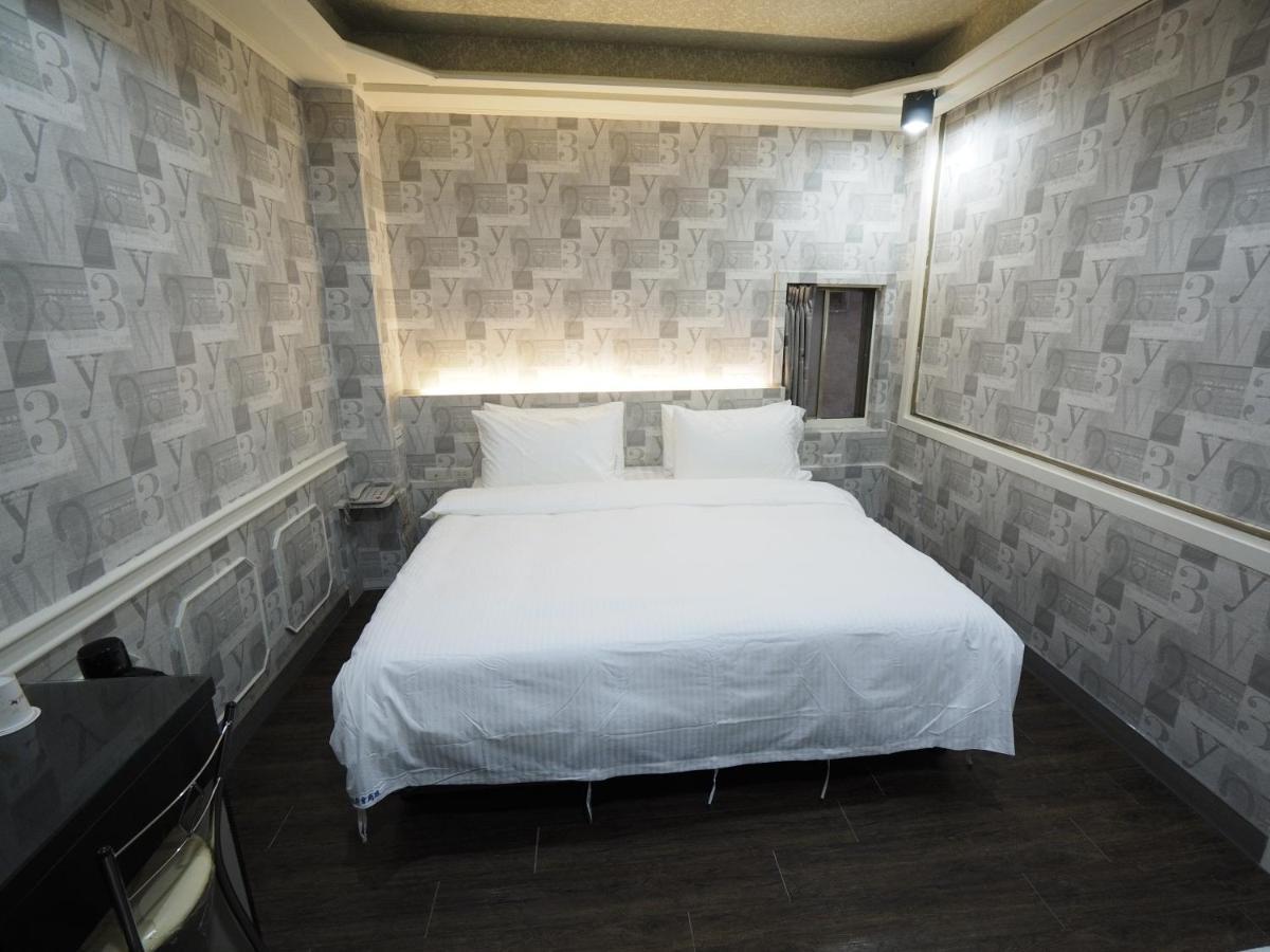 合悅都會商旅 Heyue Hotel Hsinchu Luaran gambar
